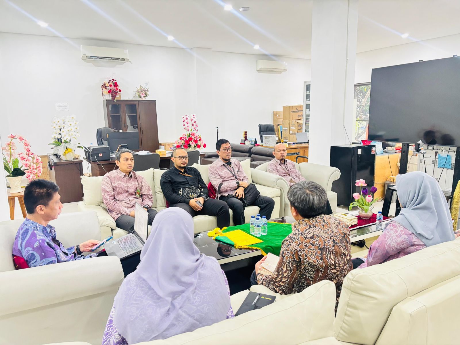 Terima Kunjungan Bawas MA-RI, PN Jakarta Selatan Gelar Exit Meeting Probity Audit
