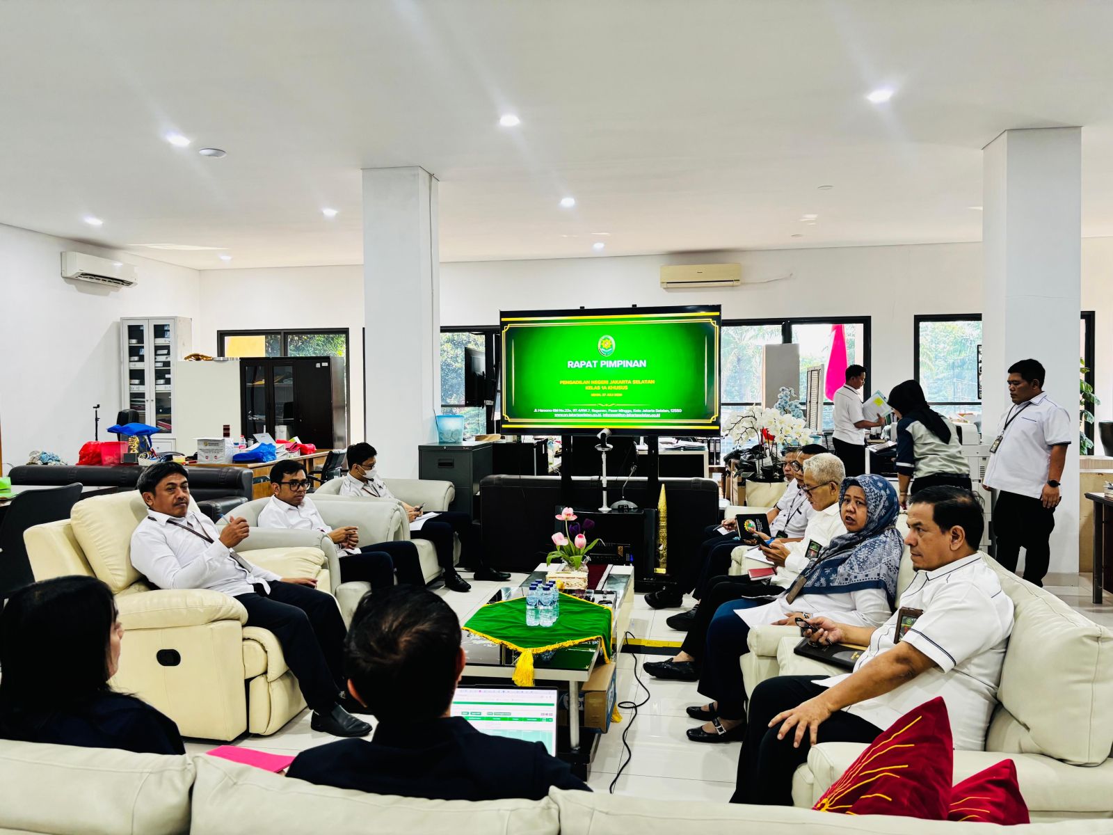 Tingkatkan Efektivitas Pelayanan Peradilan, Pengadilan Negeri Jakarta Selatan Gelar Rapat Pimpinan Bulan Juli 2026
