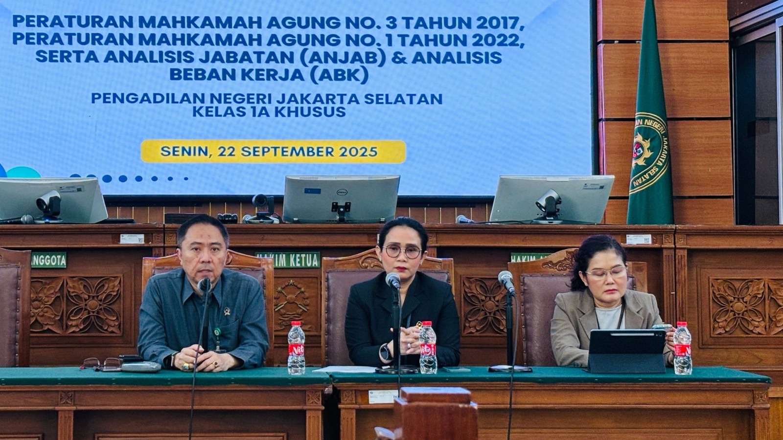 PN Jakarta Selatan Perkuat Kompetensi Aparatur Melalui Sosialisasi Peraturan Mahkamah Agung dan Manajemen Kepegawaian
